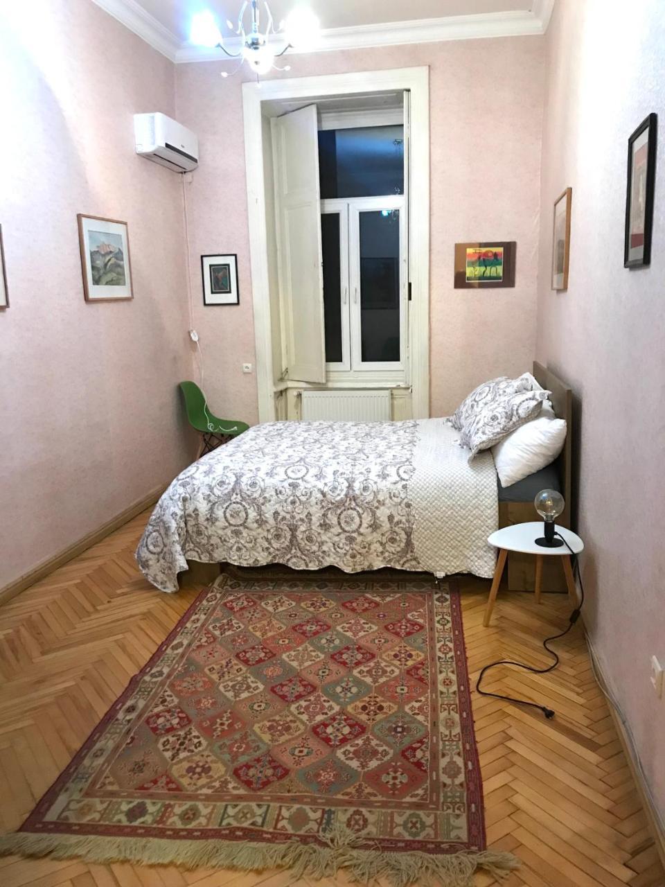 Freedom Square Flat Apartamento Tbilisi Exterior foto